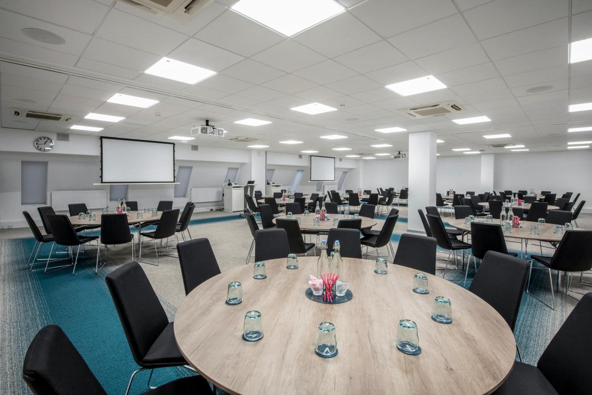 Conference Aston Hotel - Birmingham City Bagian luar foto